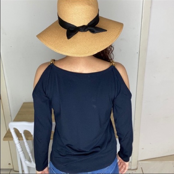 Michael Kors chain cold shoulder top - Picture 3 of 12